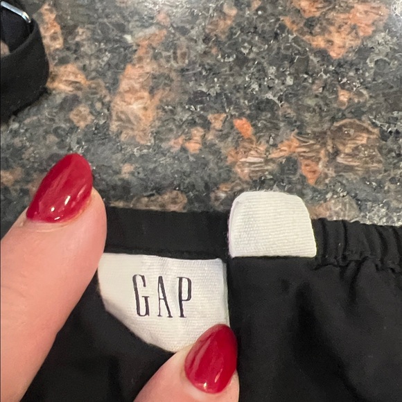 GAP Black Women's Jumpsuit capri XL - Picture 4 of 4